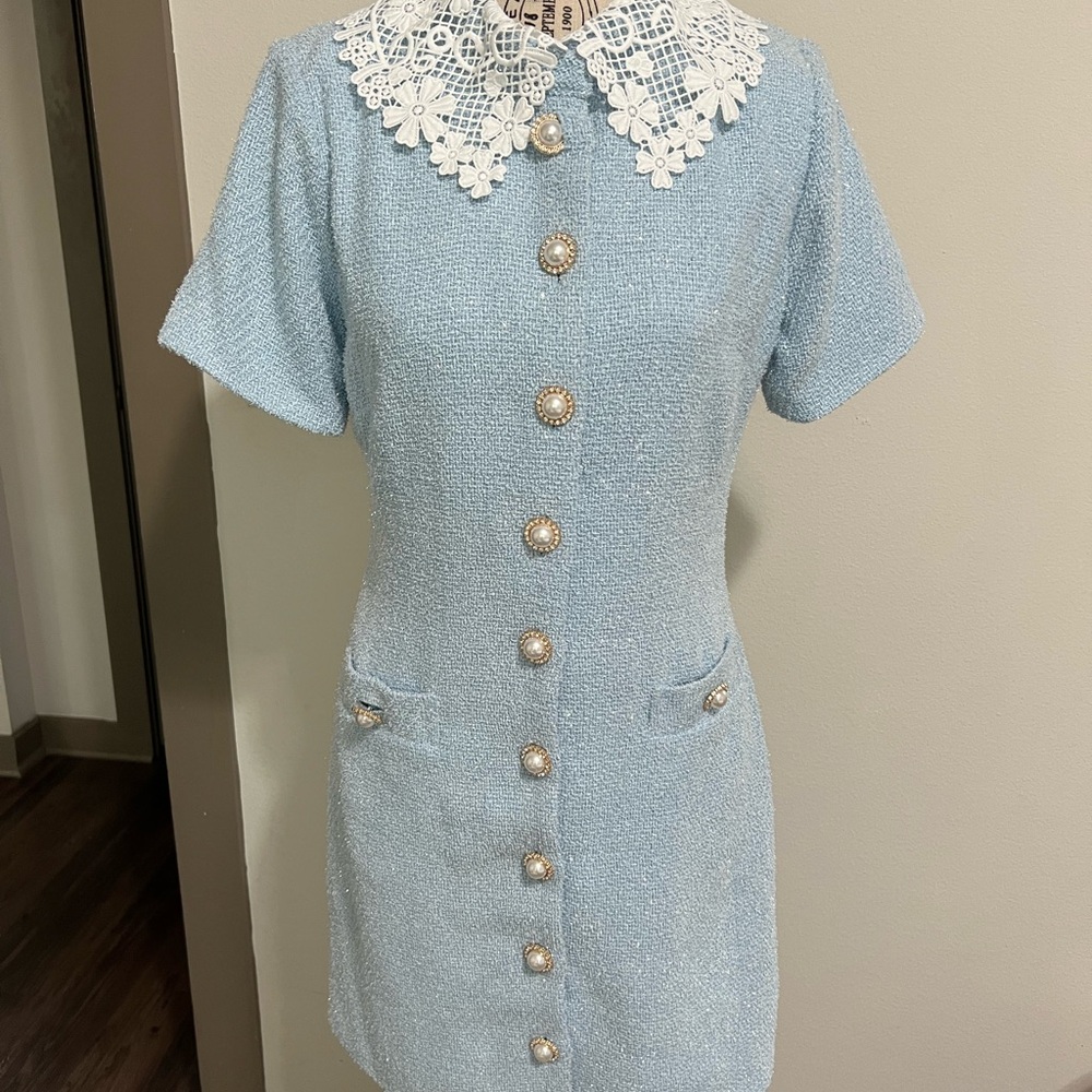 Elegant Blue Dress with Lace Collar
